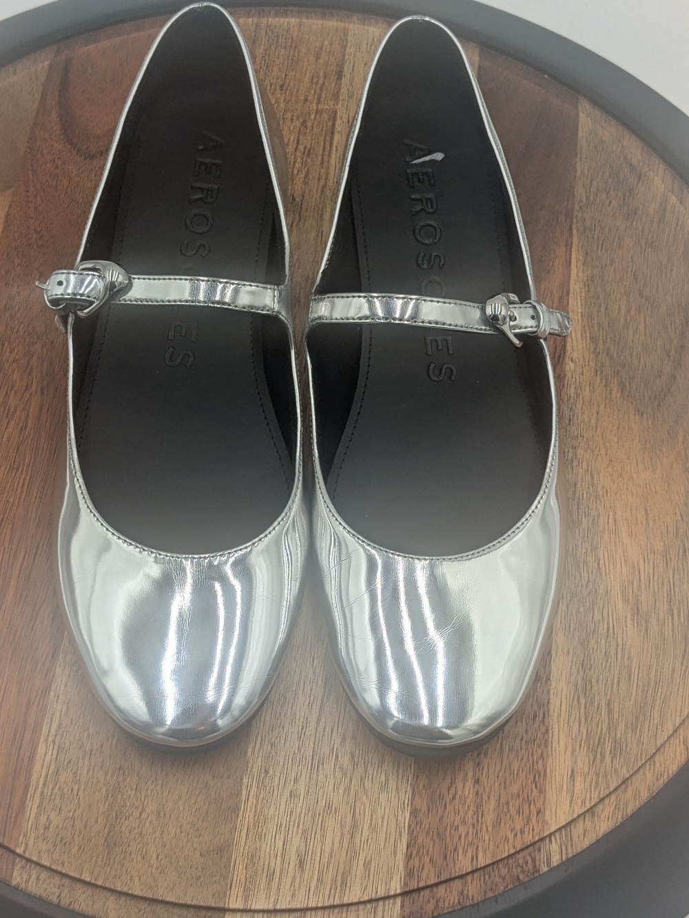 Aerosoles Silver Metallic Mary Jane Flats Women’s Size 8